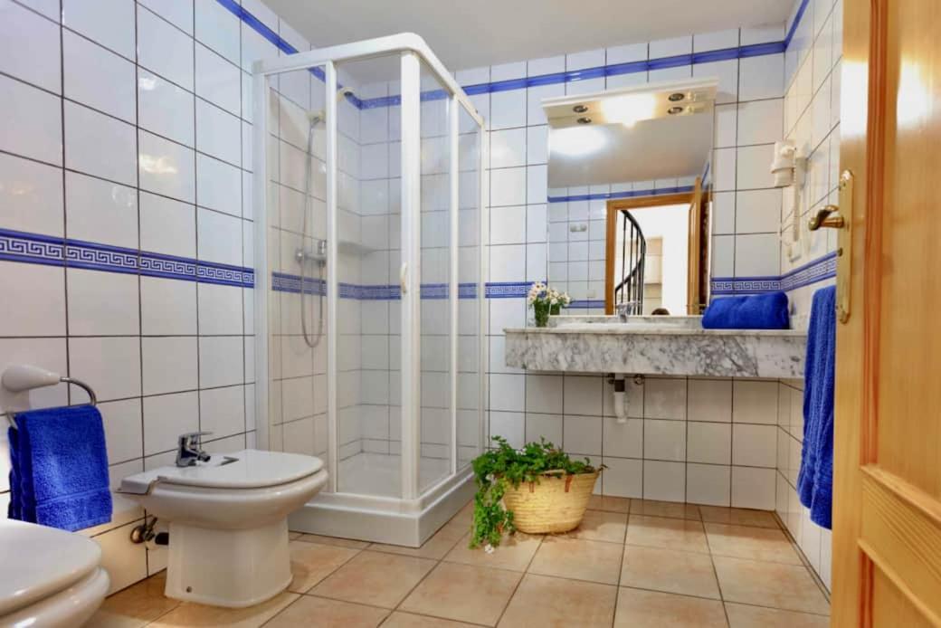 אס פוחולס Apartamentos Sa Varadero Fronte Mar Espujols מראה חיצוני תמונה